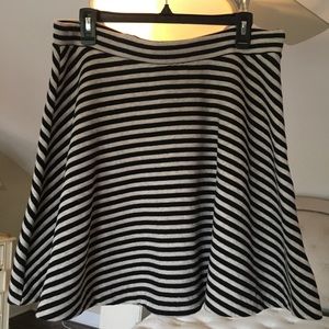 Super cute GAP skirt